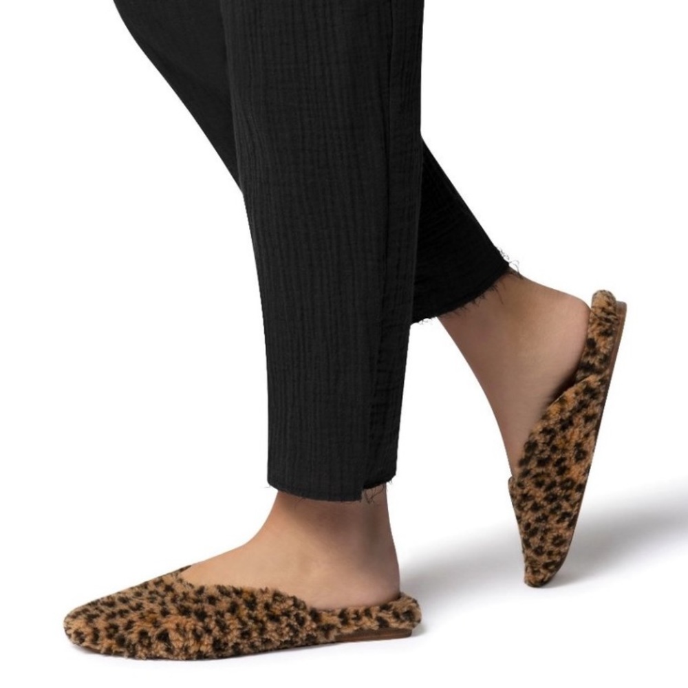 Dolce Vita Womens Scuff Slip On Slipper Multicolor Leopard Print Faux Fur Flat